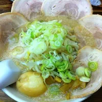 豚骨ラーメン。。濃い!!|Liliさん