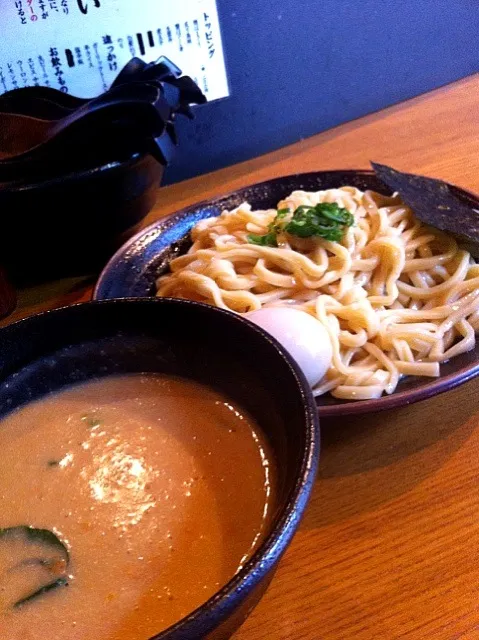 濃厚雲丹まみれつけ麺@大漁まこと(渋谷)|塩豚骨さん