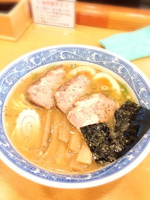 特製中華そば🍜|麻希さん