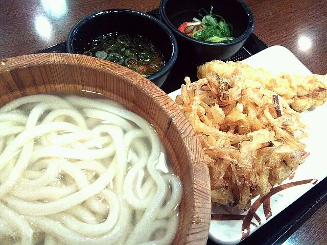 Snapdishの料理写真:釜あげ本日半額♡丸亀製麺|腹ペコちゃん♡：)さん