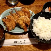 Snapdishの料理写真:エビギョウザ定食|ユマロンさん