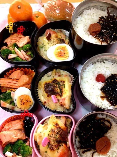 Snapdishの料理写真:３人弁当🐟🐟🐟|chyawaさん