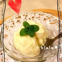 Snapdishの料理写真:ズボラなパインアイス☆てかシャーベット？てかスムージー？