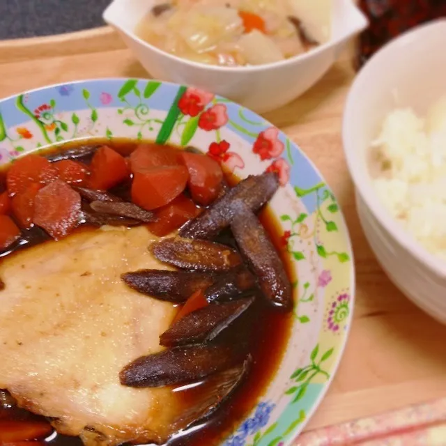 カレイの煮付け、ミニ八宝菜|嶋根知子さん