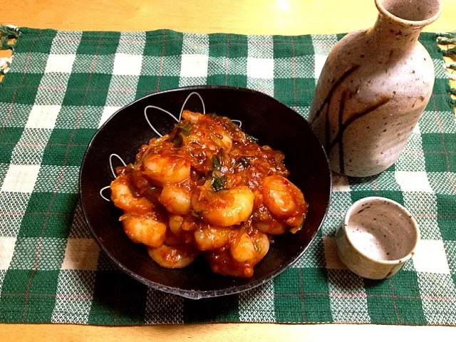 エビチリと日本酒🍶     合うのかねぇ（笑）|きよしさん