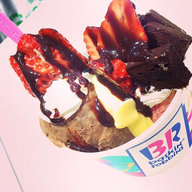 Snapdishの料理写真:サーティーワンBaskin Robbins|shaine91さん