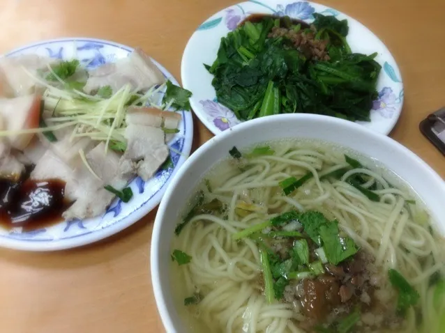 台北 小腹が空いたので|hachi1さん