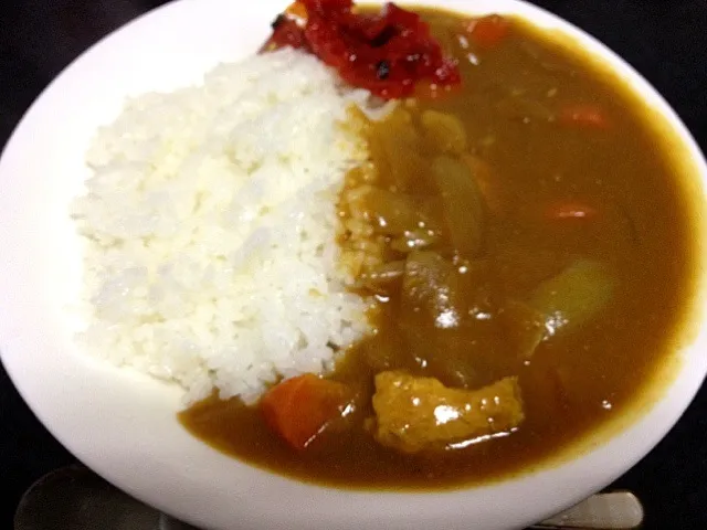 Snapdishの料理写真:チキンカレー (バーモント)|いおにさん