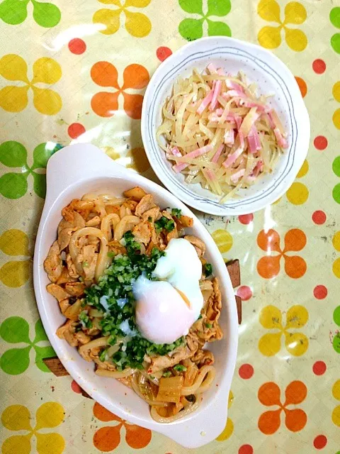 豚キムチうどんとじゃがいものシャキシャキサラダ|まぁりーさん