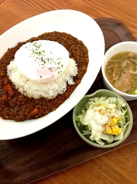 キーマカレーに何故か豚汁です（≧∇≦）|阿部直樹さん