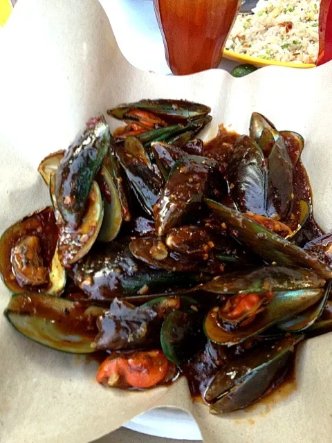 Snapdishの料理写真:Chilli mussel|diana sulaimanさん