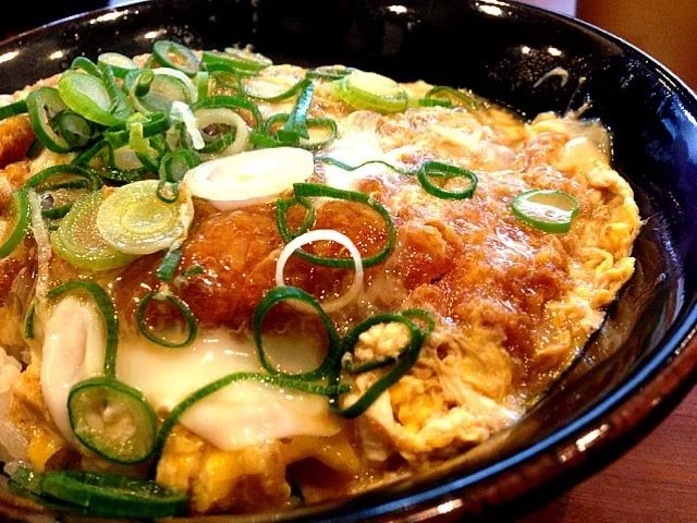 Snapdishの料理写真:カツ丼( ´ ▽ ` )ﾉ|vegetabooさん