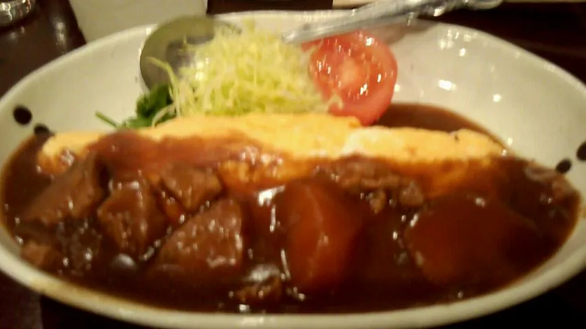 Snapdishの料理写真:カレーオムレツ380円…鶴見市場たむら|ゴルディさん