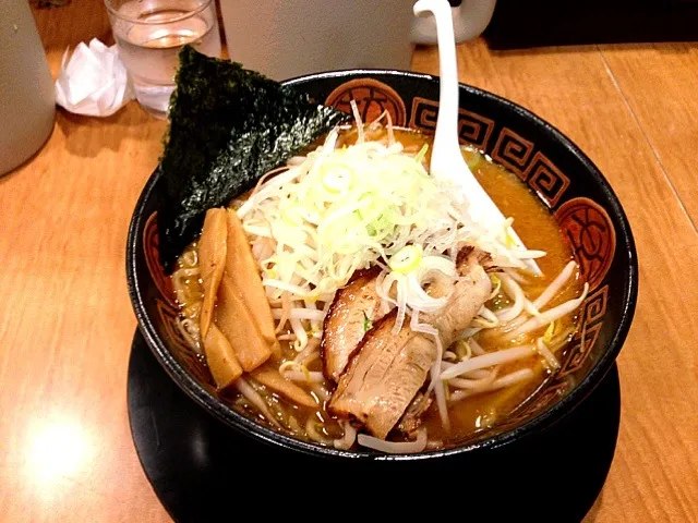 ラーメン|ちょびにゃんさん