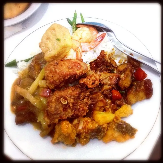 Snapdishの料理写真:Indonesian food|robinさん