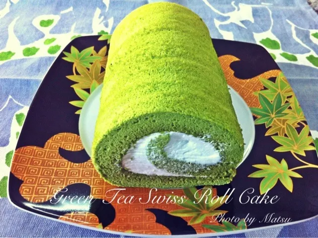 Green tea Swiss roll cake|Matsu sweetsさん