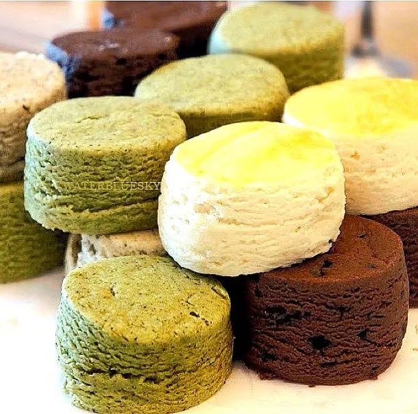 Green tea🍵 and vanilla🍦 and chocolate🍫 cookies|keikovsangelさん