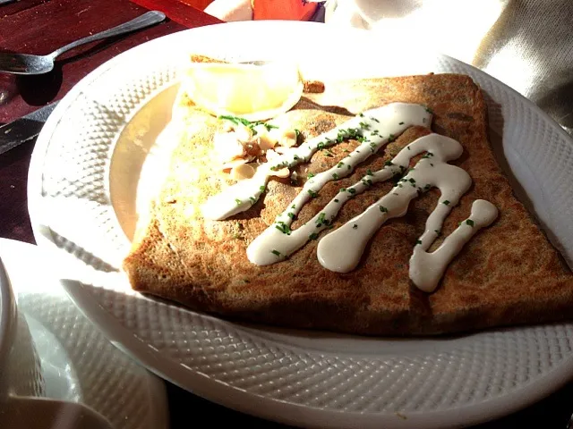 Buckwheat crepes w/ smoked trout, leeks, & creamed spinach|michael nassarさん