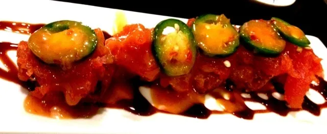 Spicy Tuna Crispy Rice Cube from Naples Sushi|sooprcoolchicaさん