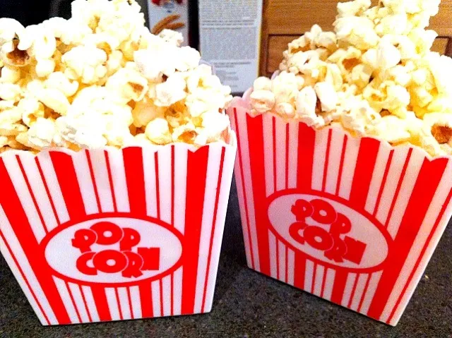 redbox and popcorn night|Abby Macalinoさん