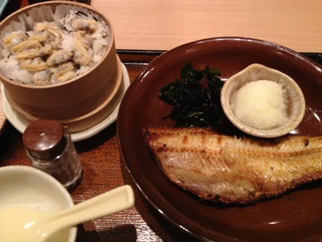 あさりのせいろご飯とホッケの塩焼き|柚季。さん