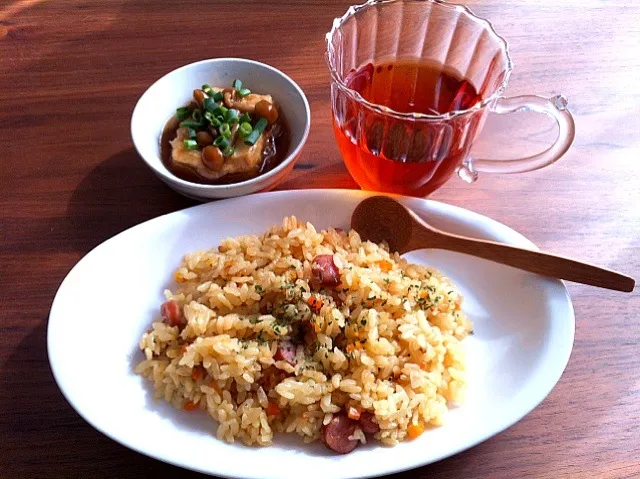 カレーピラフの昼ご飯|有山さん