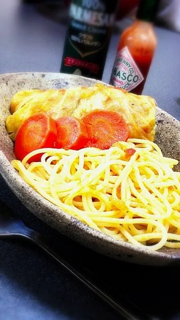 Snapdishの料理写真:ロールキャベツにトマトパスタ|川野頼寿さん