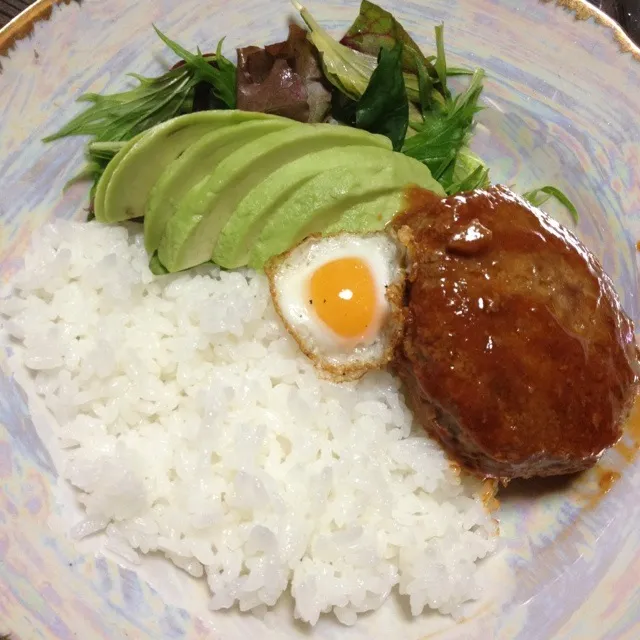 トマト入りハンバーグのロコモコ丼|natsuさん