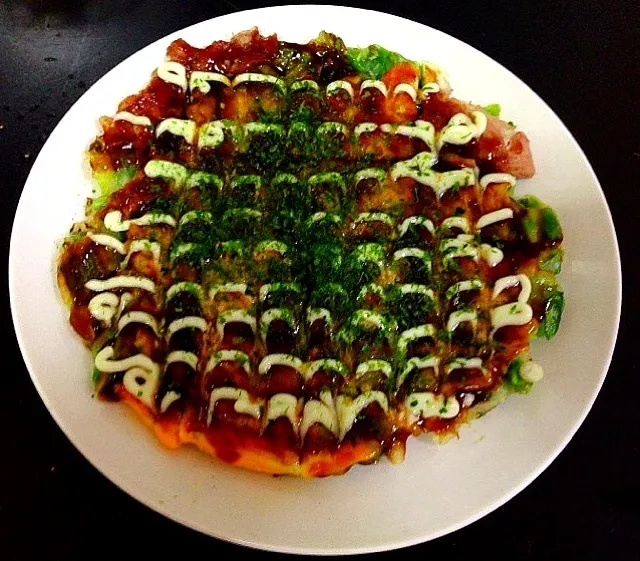 Snapdishの料理写真:お好み焼き(豚玉)okonomiyaki|とっしーさん