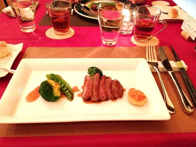 The saute of a duck with honey mustard sauce|***さん