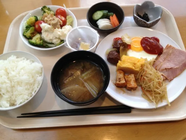 ホテル 朝食バイキング|おっちさん