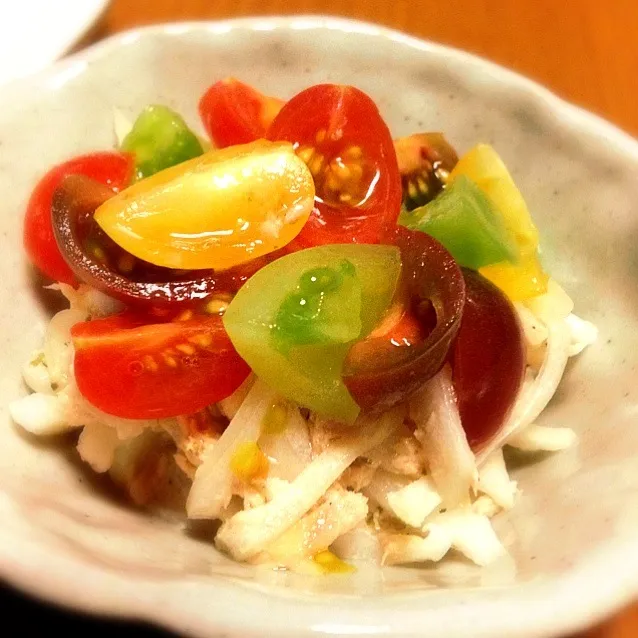 ダイコン ツナ タマネギ カラフルミニトマトのサラダ|mikochieさん