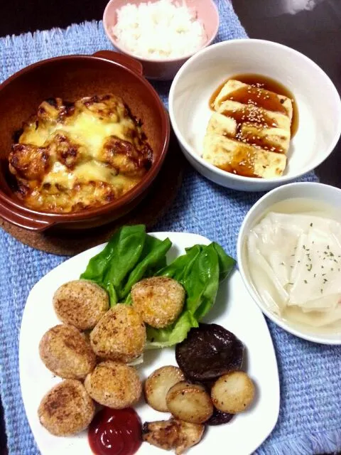 かぼちゃコロッケとエリンギのソテー 豆腐とほうれん草の味噌グラタン 揚げだし豆腐 ワンタンスープ|野崎恵理さん