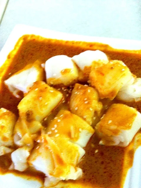 Snapdishの料理写真:Chee Cheung fun with curry gravy|laumeikuanさん