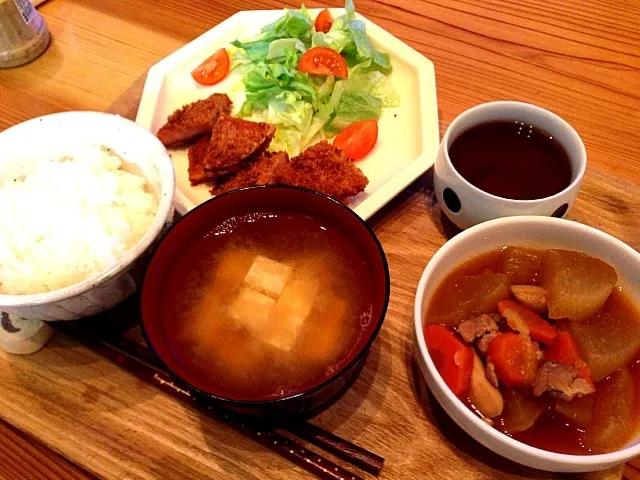 ハムカツ＆鶏もも肉と大根の煮物|モリヨコさん