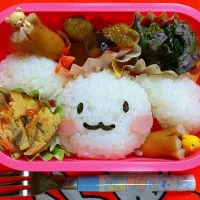 Snapdishの料理写真:シナモンロール弁当(*^^*)|たなさん