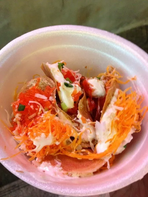 Snapdishの料理写真:Ka-nom-bueng ขนมเบื้อง street food|Tunaさん