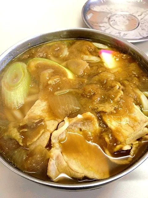 #昼飯 今シーズンお初！鍋焼きカレーうどん♪|HANAKIYO7さん