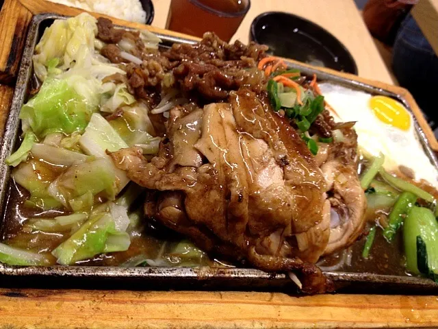 Chicken and beef yaki lunch combo! 雞腿牛肉燒套餐|Elaineさん