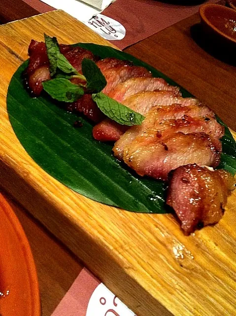 Ko Muyang; popular Thai marinated grilled pork|tiffany chendrainyさん