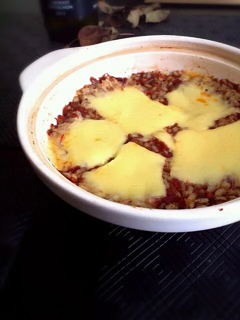 Snapdishの料理写真:Cheesy Corned Beef Rice Bowl|Christian Paladoさん