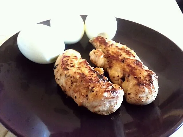 Chicken and Boiled eggs|Kristian Scottさん