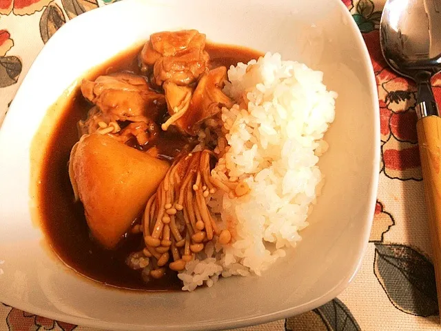 きのことごろごろじゃがいものチキンカレー🍄|のんのん♩さん