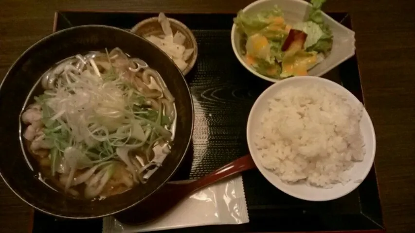 肉うどん定食|まぐろさん