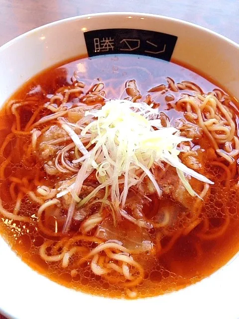 勝浦タンタン麺|ランチ食べ歩きさん