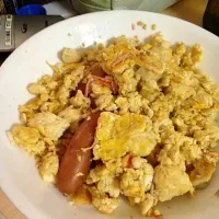 Snapdishの料理写真:豆腐とウインナーの炒め物|あららさん