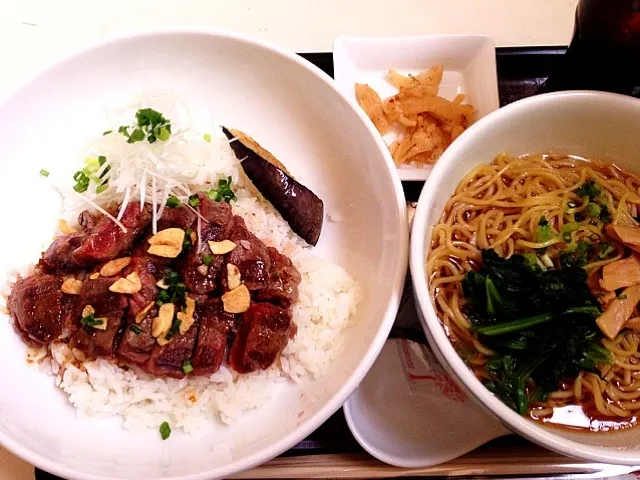 ステーキ丼とミニラーメン|まりもさん