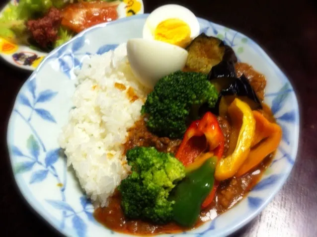 Snapdishの料理写真:キーマカレー野菜てんこもり|まりさん