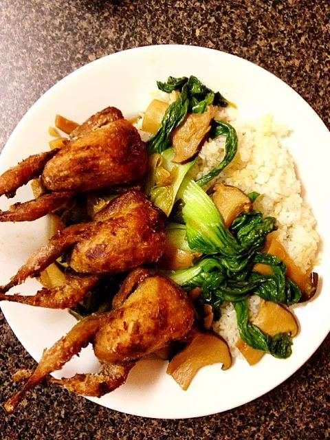 Fried Quail with Bok Choy and King Oyster. Mushrooms|Leo D.さん