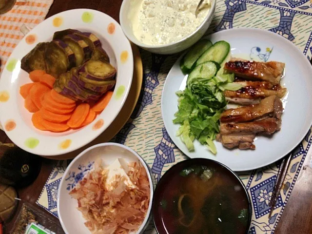 鶏肉の塩麹焼き 蒸し野菜 豆腐 味噌汁|掛谷節子さん